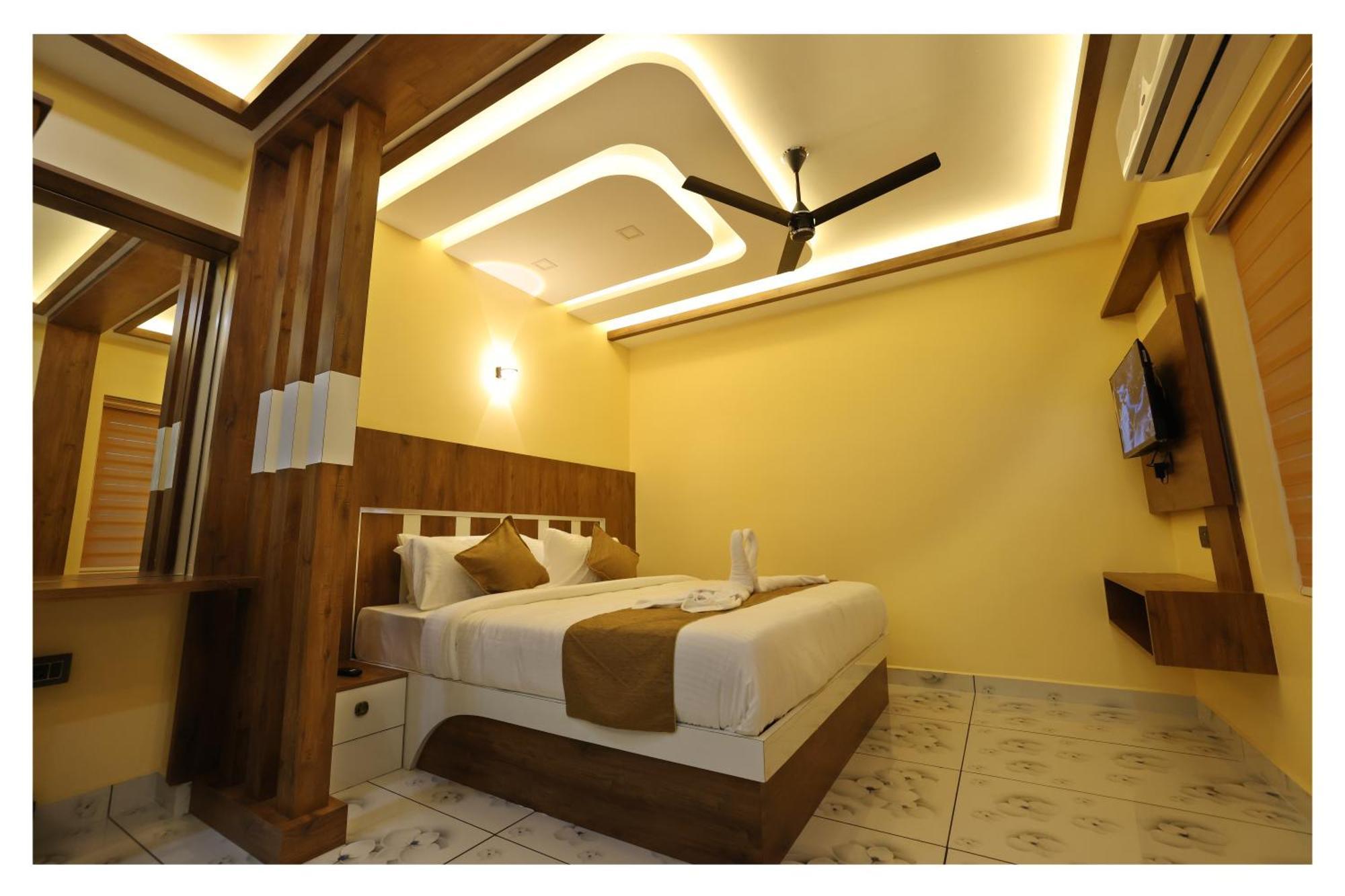 Hydel Palace Athirappilly By Bestinn Leisure Bagian luar foto